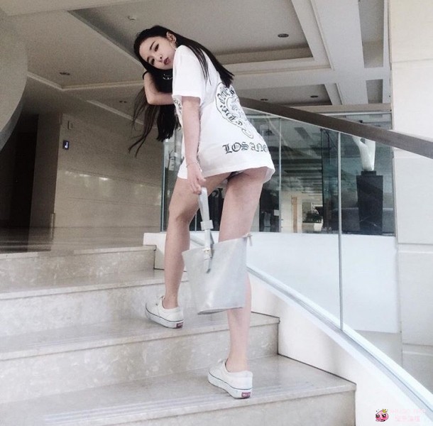 ain-a (18).jpg