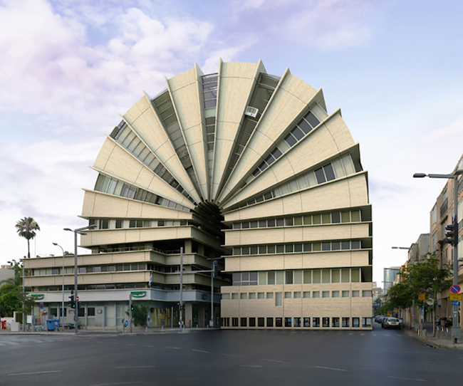 victor_enrich-2.jpg