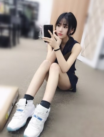 曉曉  辣妹甜心  皮膚白 性感火辣風騷迷人 香香甜甜的口感 散發著年輕活力 嗲嗲的叫床.jpg