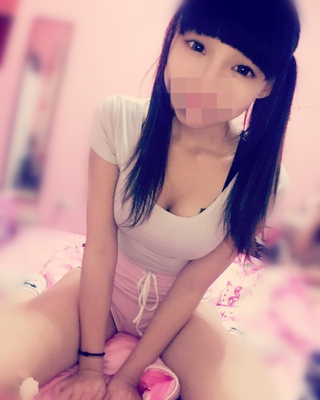 童顏美乳 庭庭 胸前圓滿讓人看得很舒服1_副本.jpg