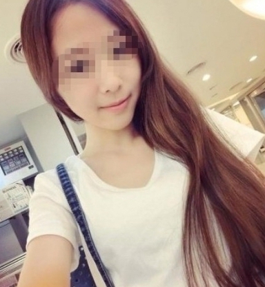 小鹿--163-46-C  小騷貨來插她 幹她 缺很大皮膚白嫩身材好 臉蛋好看 聲音嗲嗲的 騷得.jpg