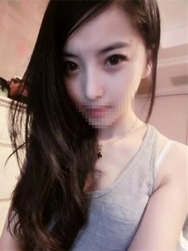 玲瑯 160-B-45-23歲 性感美女兼職 皮膚緊致有彈性 性格有耐心溫和 尺度大膽 絕無冷場 .jpg