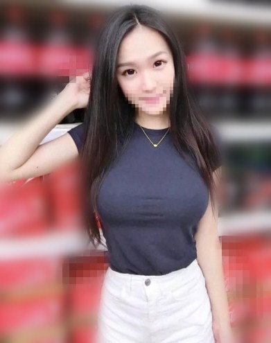 幻雲 165-D-47-24歲 大奶主播 巨乳 小肉 奶子搖晃起來有彈性 超賣力的舔 呻吟聲悅耳  .jpg