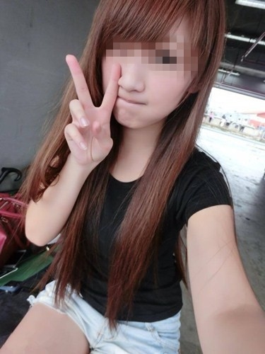 莎莎 158-B -45-20歲 嬌小可愛 清純簡單 白長美腿 個性很活潑 好騎小隻馬 可愛女友fu .jpg