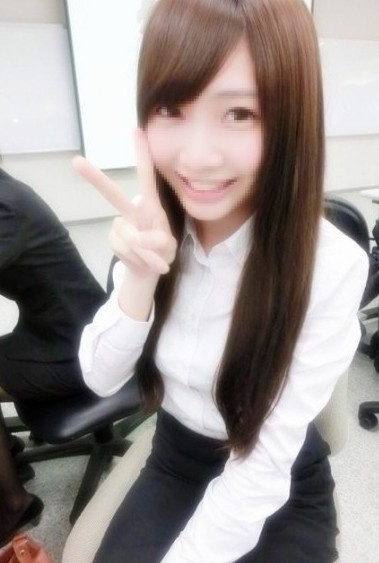 婷婷-161-46-C-23歲 5K 辦公室OL 長相甜美可愛 聲音也很耐 很愛笑的一個女生 今天第一.jpg