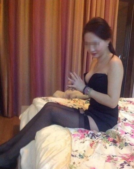 201054v9k344fam9gvmmml.jpg