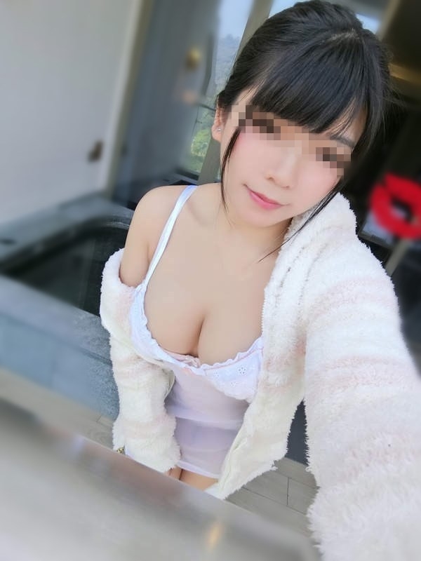 小米  160 46 D 23 清純外貌 傲人上圍 很讓人喜歡 喜歡看漫畫 瑜伽 #氣質OL 熱情 很好.jpg