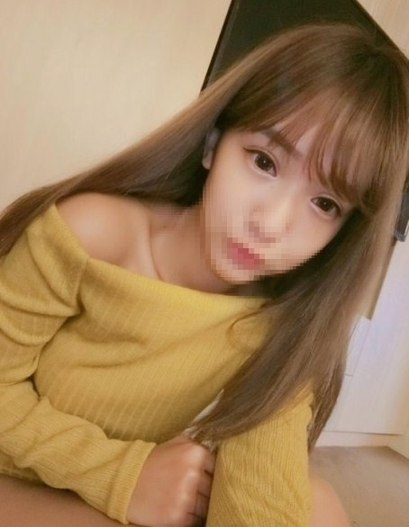 雨欣  外悶內騷學生妹 她的大奶會滿足你的慾望 床上淫蕩 很主動 很俏皮喜歡被舔乳 越.jpg