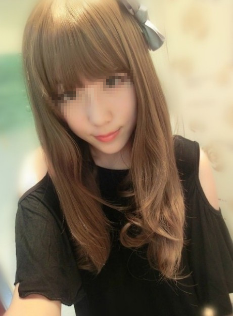 #小甜心 158cm 47kg Ccup 19歲  新妹下海 清純小甜心 處被自己破了 因為我太想要啦 所.jpg