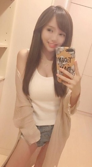 #米奇  160 D 22y  會搖 膚白 聲音好聽 服務超好 舔遍你全身 吸爆你DD 加節優惠更有特.jpg