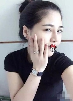 #軒軒  166 小D 47 23  高挑 美腿 五官精緻 皮膚白皙 身材棒 溫柔女生 無刺青 無抽煙 .jpg