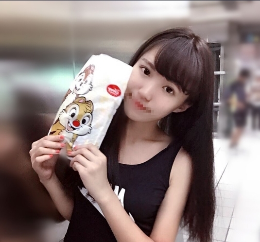 #清純小隻的小紫  156 B 42 18  今天小紫第一次下海 想要預約的趕快喲 MM有一點緊張 .jpg