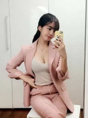 推薦一個很少報班的紅牌  #佩佩  165 D 46 24  辦公OL兼差 下海賺皮肉錢 單身 家裡出.jpg