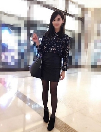 #薇拉  163 46 C 24歲  性感辣辣的銀行OL 性感黑絲襪 騷氣外露怎麼掩飾都掩飾不住 尺.jpg