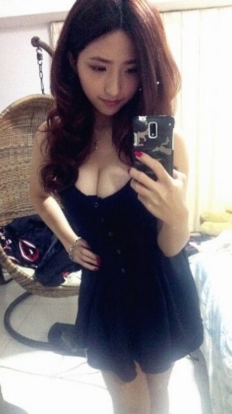 #加菲  161 46 E 26歲  極品尤物 年輕辣媽 一點都不顯老 很有韻味 服務很棒 身材火辣..jpg