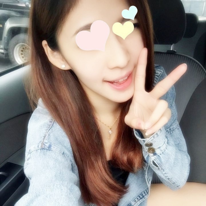 #雪兒  155 C 21Y  清純 皮膚白皙 想要吻他雪白的肌膚嗎 他喜歡被人抱著 在親他胸部 .jpg