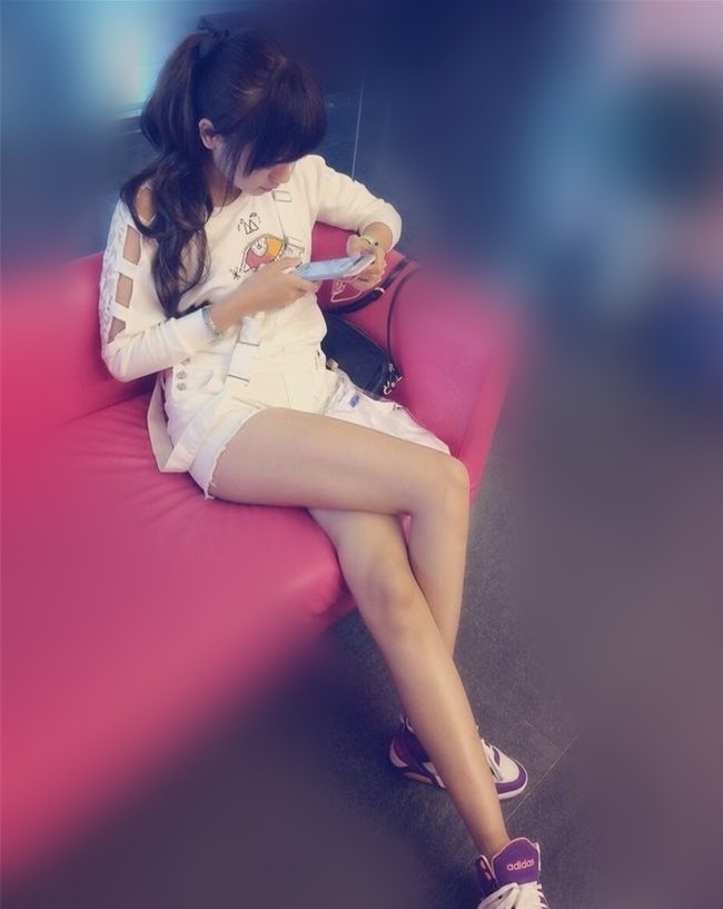 #夏尹桐  164 C  47 23  甜美幼教老師 身材爆好 做事細心決不敷衍 大腿緊實 甜甜微笑 .jpg