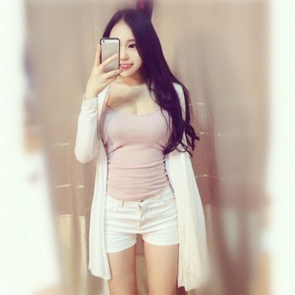 #盧莎  167 E 47 23歲  天然真奶F 粉色燈頭 韓系風格 超可愛 身材高挑 大奶不油 大奶.jpg