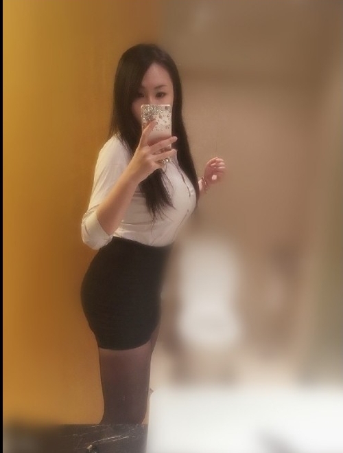 #凱蒂  165 52 F 30Y  超級大奶要不要揉一下 床上啪啪啪 地板啪啪啪 浴室啪啪啪  嘴巴.jpg