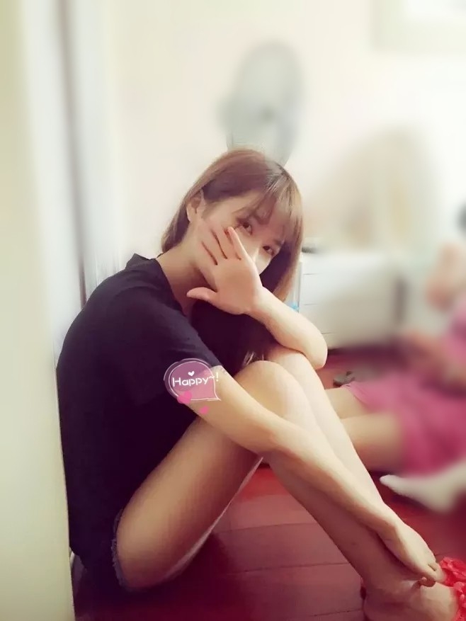 #清心  162 C  45 21歲  平時生活太壓抑 週末打炮調解學習壓力 喜歡蘿莉與大叔的感覺 .jpg