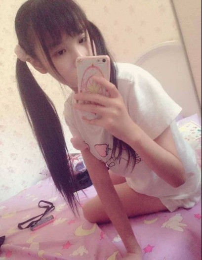 “私藏妹系列”  #小青  155 B 43 20  年輕 超小隻蘿莉 含苞待放 青春肉體等你探索 乾.jpg