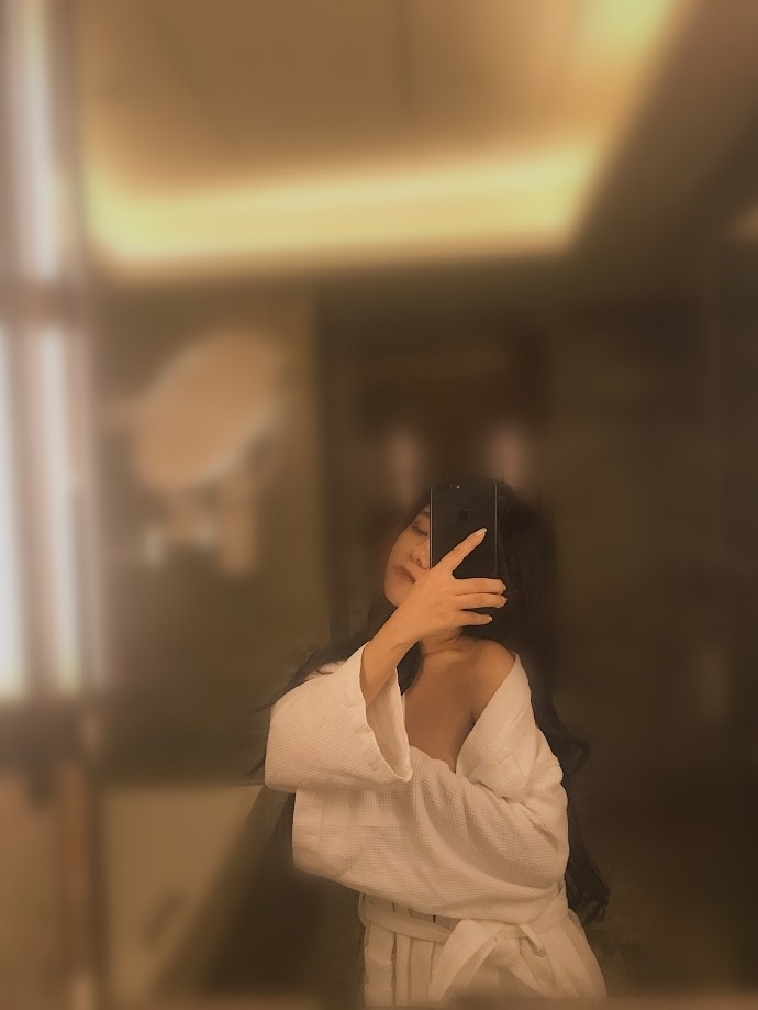 005AqcPGgy1fvyy06okktj32b732rnpd_副本.jpg
