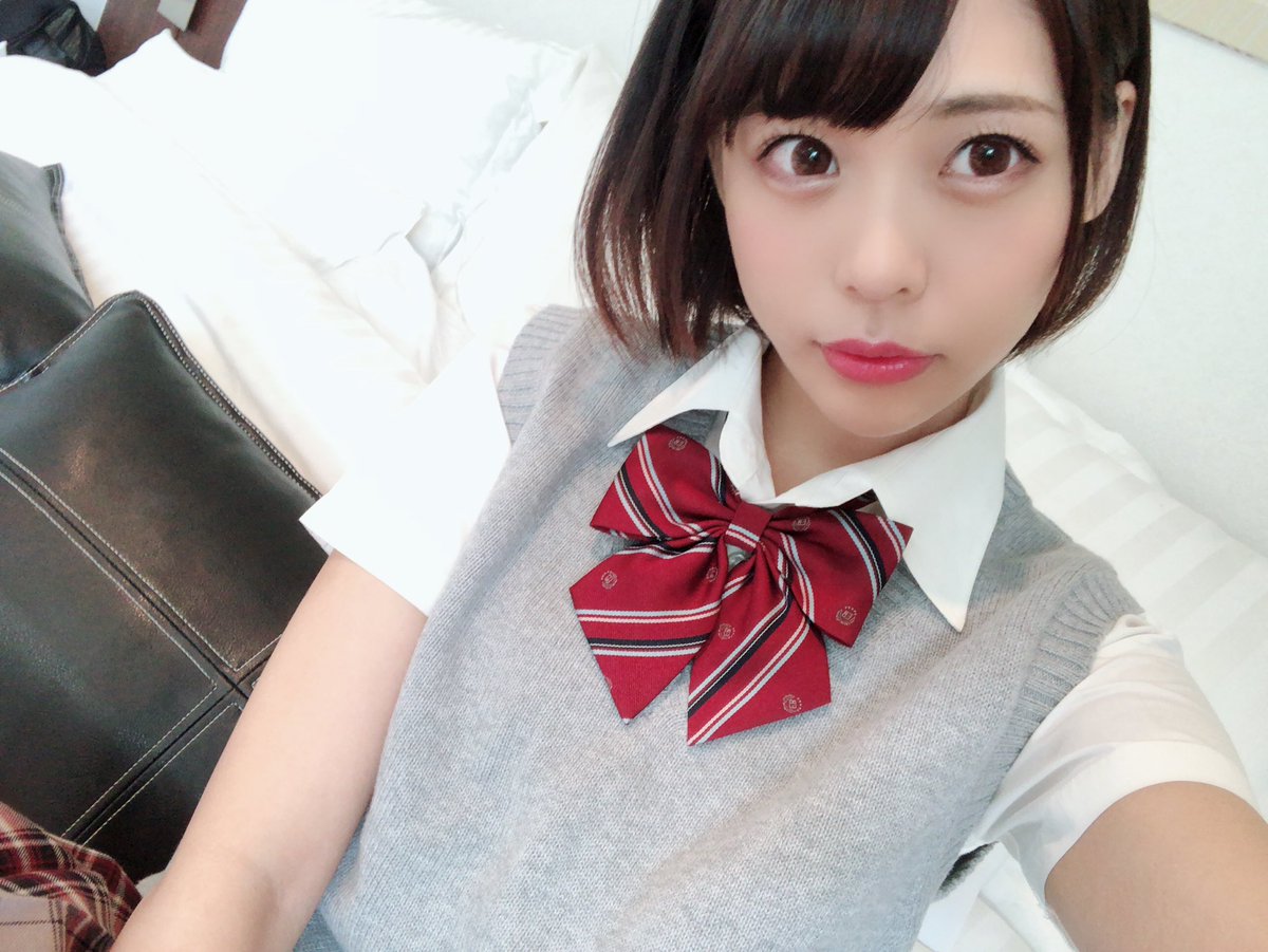 85b34fbc5de3ff53fc95abe9b29ae18a.jpg