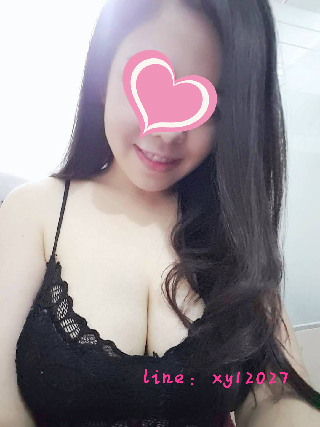 205453y49lddw0l24q060f.jpg