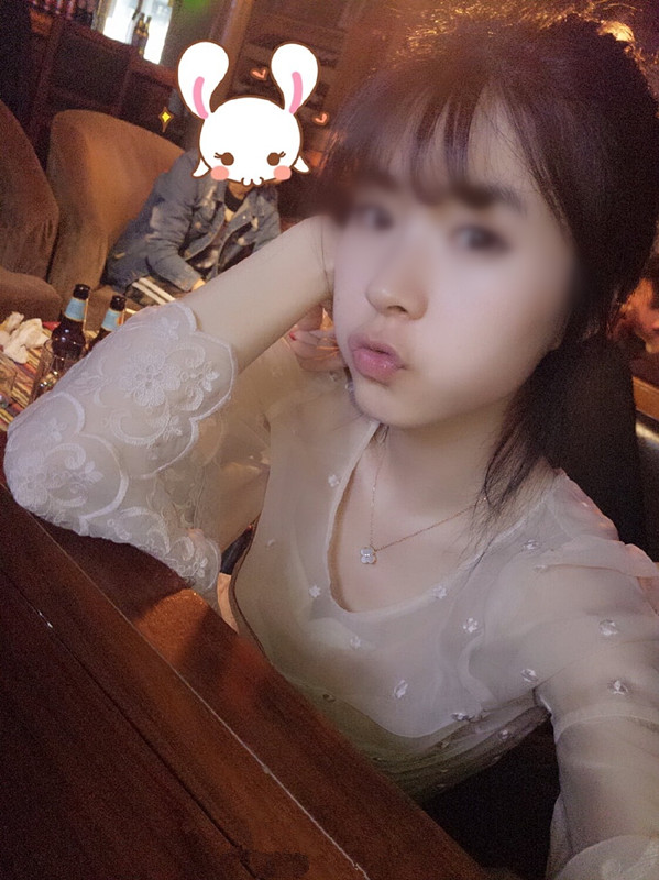 7f249239gy1fcxdkfm8v9j20v815ok17.jpg