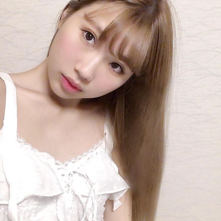 2018-03-06 22.35.47 1729117981810959429_4471893432.jpg