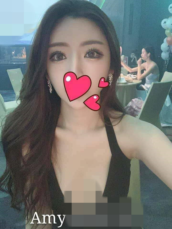 AMY 18.jpg