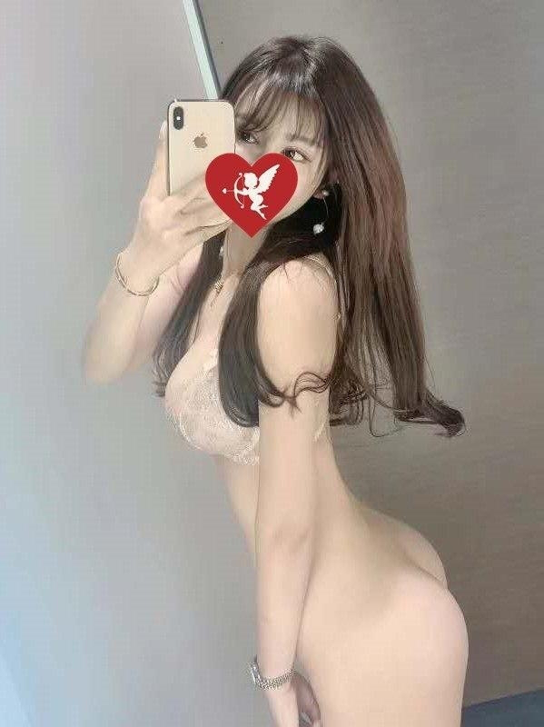 EjAigFwXcAYCI6k.png