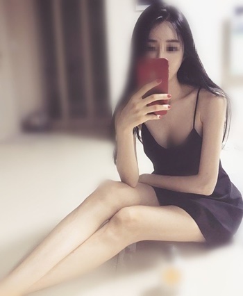 035458xs7addqzuf1uccz8.jpg