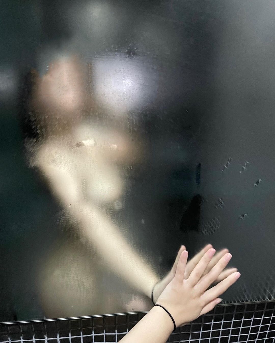 181306x6815j150h8dsxha.jpg