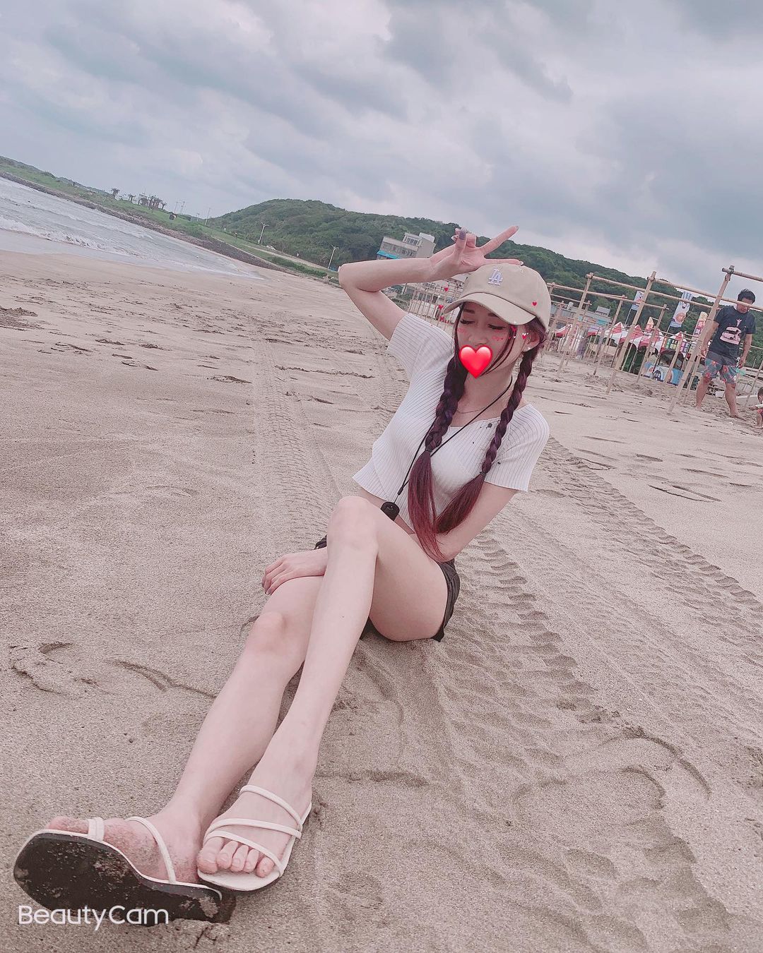 141. 119806873_379475866425634_4711294960471715769_n.jpg