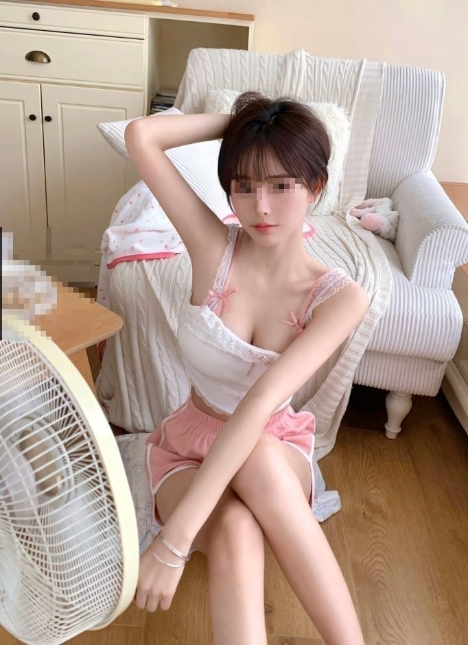 2701e4b03a82b844a1689468d8de6421a1a56f6.jpg