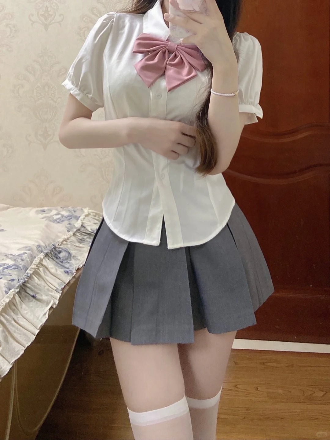 啊啊啊收腰衬衫 白丝好纯欲！！！显身材绝_3_Momoko_来自小红书网页版.jpg