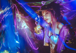 《英雄聯盟》阿卡麗Cosplay