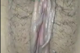 內射瞇眼享受的大姊