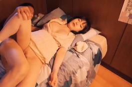 這角度好像很難動但很爽