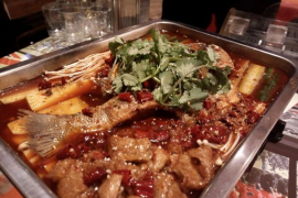 在ktv吃烤魚，刺身