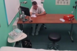 讓我用棒棒幫妳打針