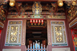 鳳山龍山寺