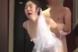 爽到快哭了....
