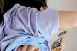 你幹你的..我看我的手機