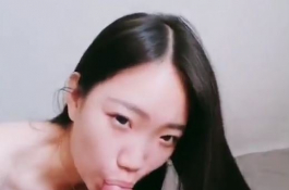 超清純女孩幫我含